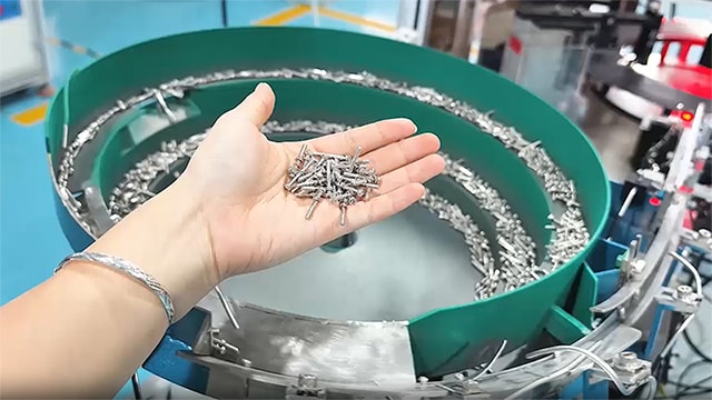 Otomatik Optik Kalite Kontrol Makinesi (Döner Bağlantılar İçin)